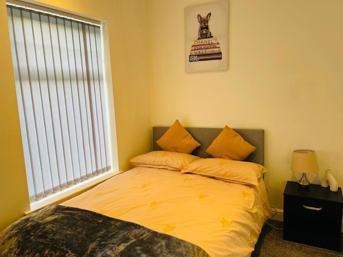 Luxury Double & Single Rooms With En-Suite Private Bathroom In City Centre Stoke On Trent Eksteriør bilde